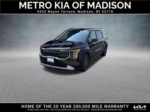 Used 2026 Kia Carnival EX FWD image 1
