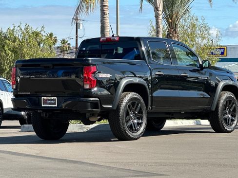 Used 2023 Chevrolet Colorado Trail Boss AWD/4WD image 4