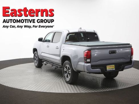 Used 2018 Toyota Tacoma TRD Sport AWD/4WD image 68