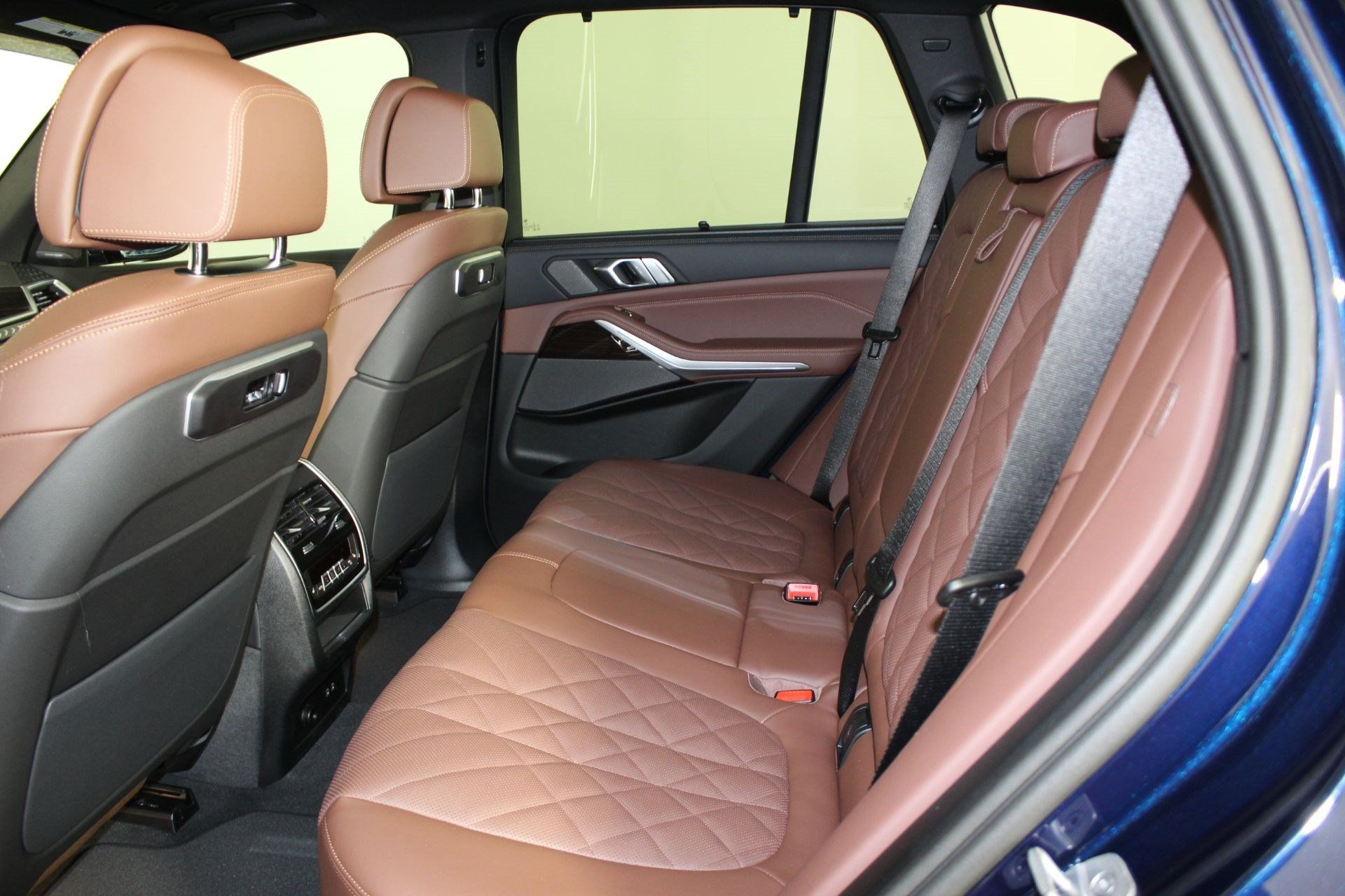 Used 2026 BMW X5 sDrive40i w/ M Sport Package RWD image 22