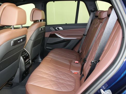 New 2026 BMW X5 sDrive40i w/ M Sport Package image 22