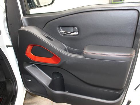 Used 2023 Nissan Frontier PRO-4X w/ Pro-4X Premium Package image 30