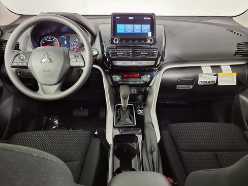New 2026 Mitsubishi Eclipse Cross LE image 12
