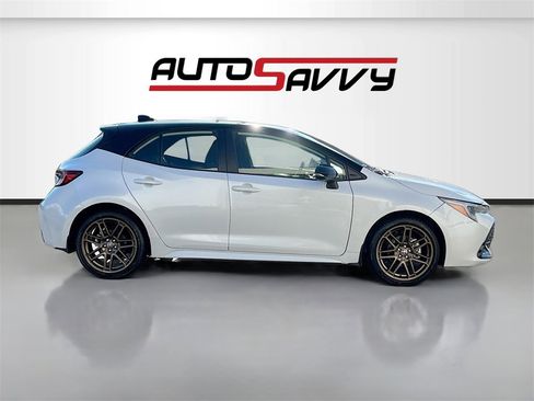 Used 2025 Toyota Corolla Hatchback image 8