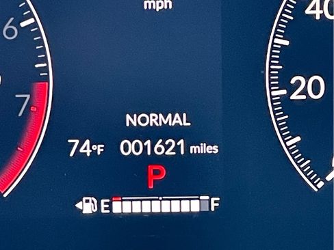 Used 2025 Honda HR-V EX-L image 14