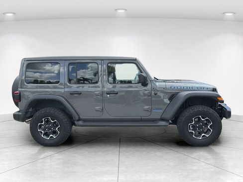 Used 2022 Jeep Wrangler Unlimited Rubicon 4xe w/ Cold Weather Group AWD/4WD image 3