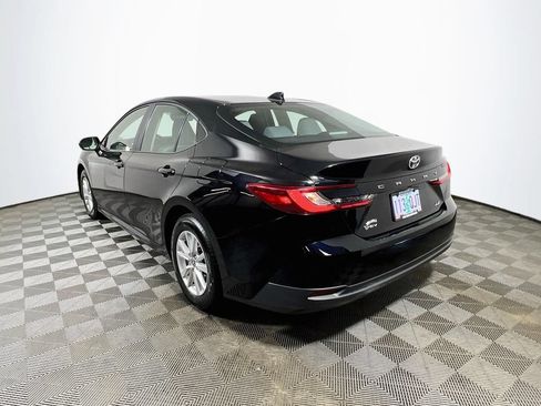 Used 2025 Toyota Camry LE w/ Convenience Package AWD/4WD image 5