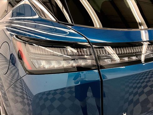 New 2025 Nissan Murano SL AWD/4WD image 17
