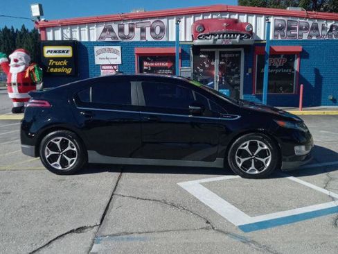 Used 2014 Chevrolet Volt Premium w/ Premium Trim Package image 6