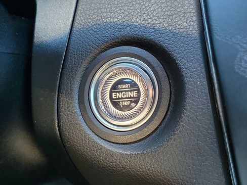 Used 2022 Mercedes-Benz GLC 43 AMG 4MATIC image 30