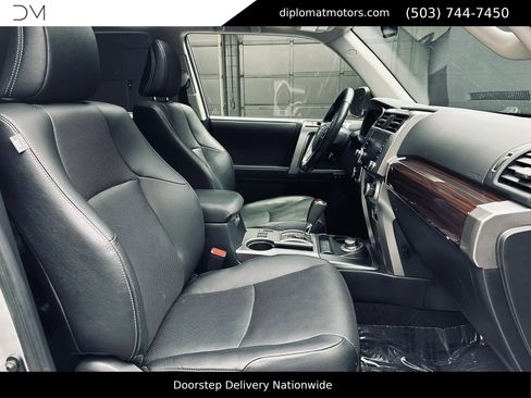 Used 2023 Toyota 4Runner Limited AWD/4WD image 20