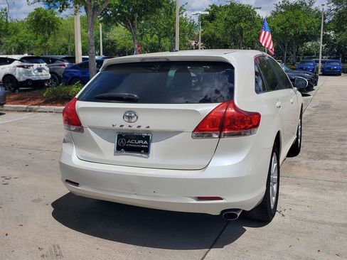 Used 2010 Toyota Venza image 5