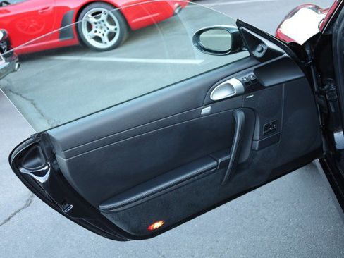 Used 2006 Porsche 911 Carrera S image 21