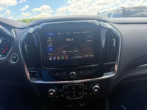 Used 2023 Chevrolet Traverse RS AWD/4WD image 13
