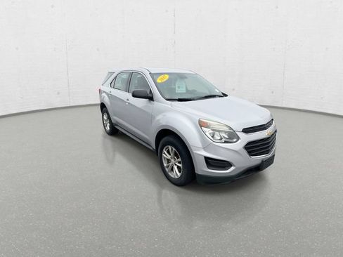 Used 2017 Chevrolet Equinox LS AWD/4WD image 5