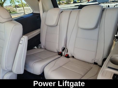 Used 2020 Mercedes-Benz GLS 450 4MATIC image 14