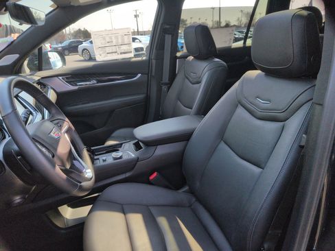 Certified 2024 Cadillac XT6 Premium Luxury w/ Technology Package image 19