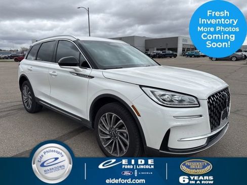 Used 2023 Lincoln Corsair Reserve w/ Rear Removable Package Tray AWD/4WD image 1