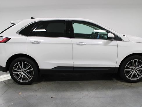 Used 2024 Ford Edge Titanium image 11