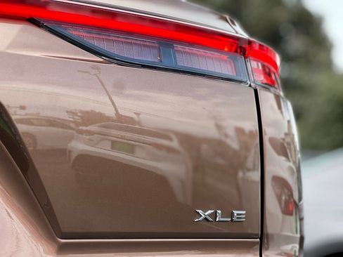 New 2026 Toyota Crown Signia image 8