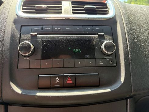 Used 2014 Dodge Avenger SE FWD image 17