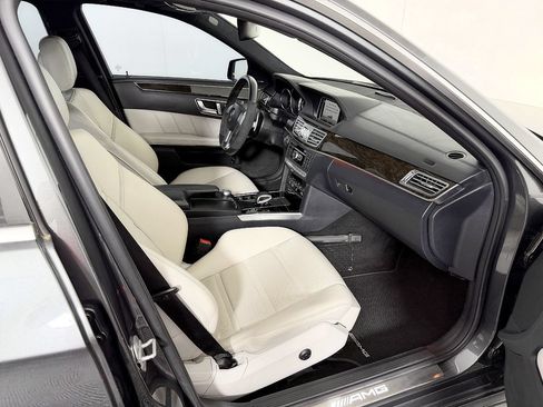 Used 2014 Mercedes-Benz E 63 AMG S-Model image 55