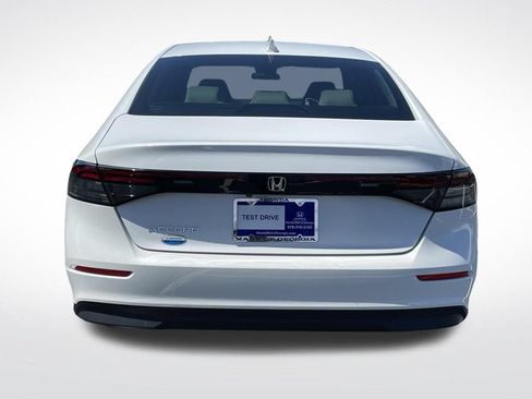 Used 2025 Honda Accord LX image 5