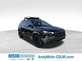 Used 2019 Jeep Cherokee Trailhawk w/ Trailer Tow Group AWD/4WD 360° Tour