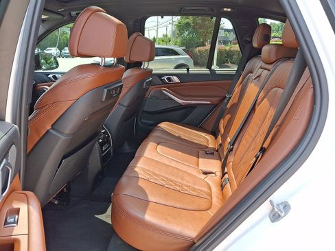 Used 2021 BMW X5 xDrive40i w/ M Sport Package AWD/4WD image 20
