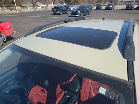 Used 2014 Subaru Crosstrek 2.0i Premium w/ Moonroof Package image 10