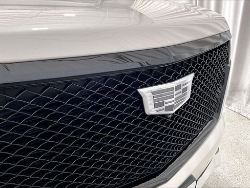 Used 2023 Cadillac Escalade ESV Sport w/ LPO, ONYX Package image 7