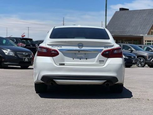 Used 2018 Nissan Altima 2.5 SR w/ SR Special Edition FWD image 6