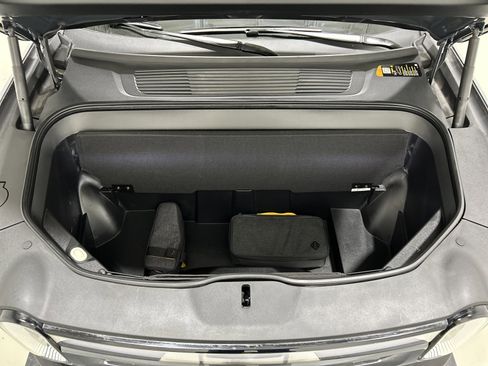 Used 2023 Rivian R1S Adventure image 11