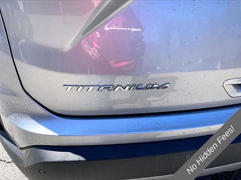 Used 2021 Ford Edge Titanium w/ Cargo Accessory Package FWD image 8