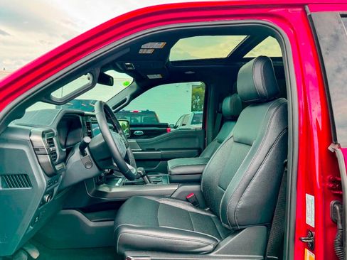 Used 2024 Ford F150 Lariat w/ Equipment Group 502A High image 16