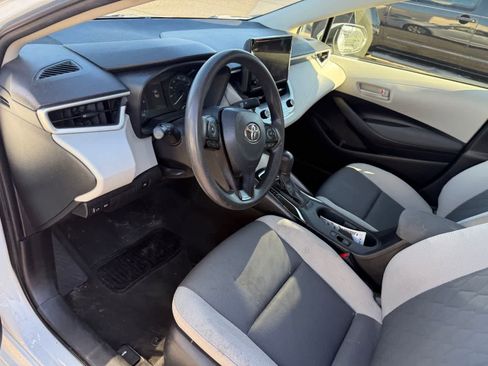 Used 2023 Toyota Corolla LE image 19