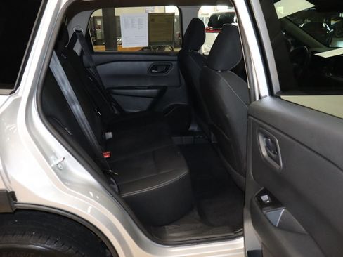 Used 2024 Nissan Rogue S AWD/4WD image 24