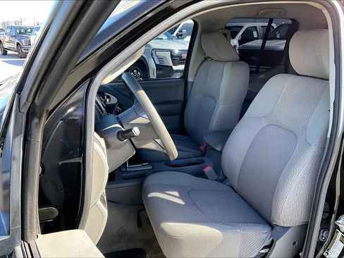 Used 2016 Nissan Frontier S RWD image 11