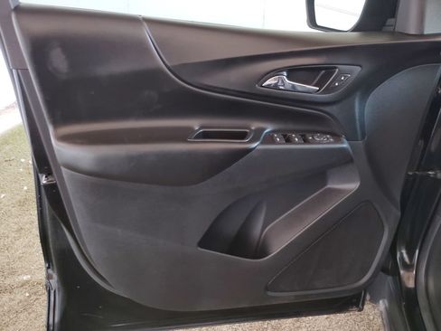 Used 2020 Chevrolet Equinox LT FWD image 20