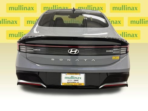 Used 2025 Hyundai Sonata SEL image 16