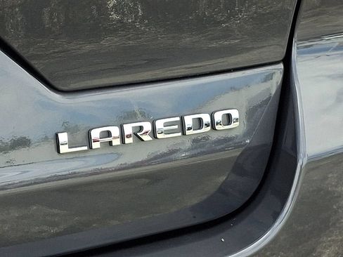 Used 2024 Jeep Grand Cherokee Laredo X AWD/4WD image 32