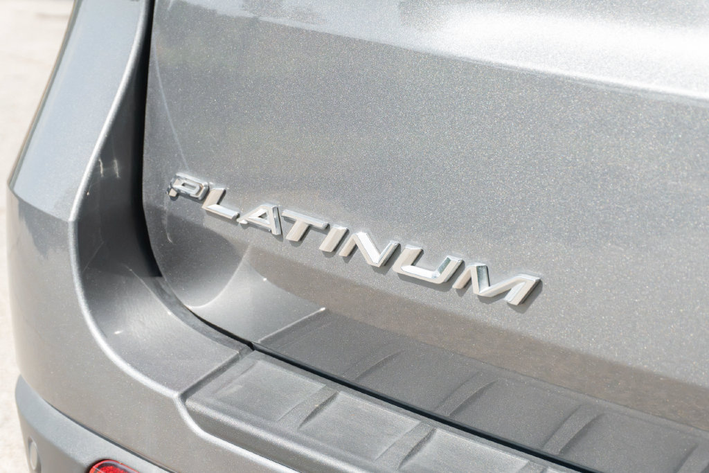 Used 2025 Ford Explorer Platinum w/ Ultimate Package AWD/4WD image 12