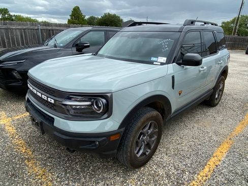 Used 2024 Ford Bronco Sport Badlands w/ Premium Package AWD/4WD image 2
