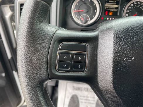 Used 2018 RAM 2500 Tradesman w/ Chrome Appearance Group image 16