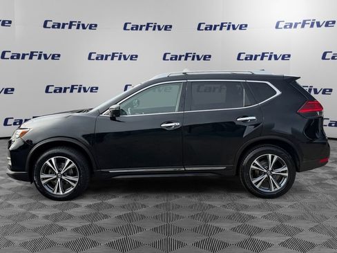 Used 2017 Nissan Rogue SL w/ SL Premium Package image 2