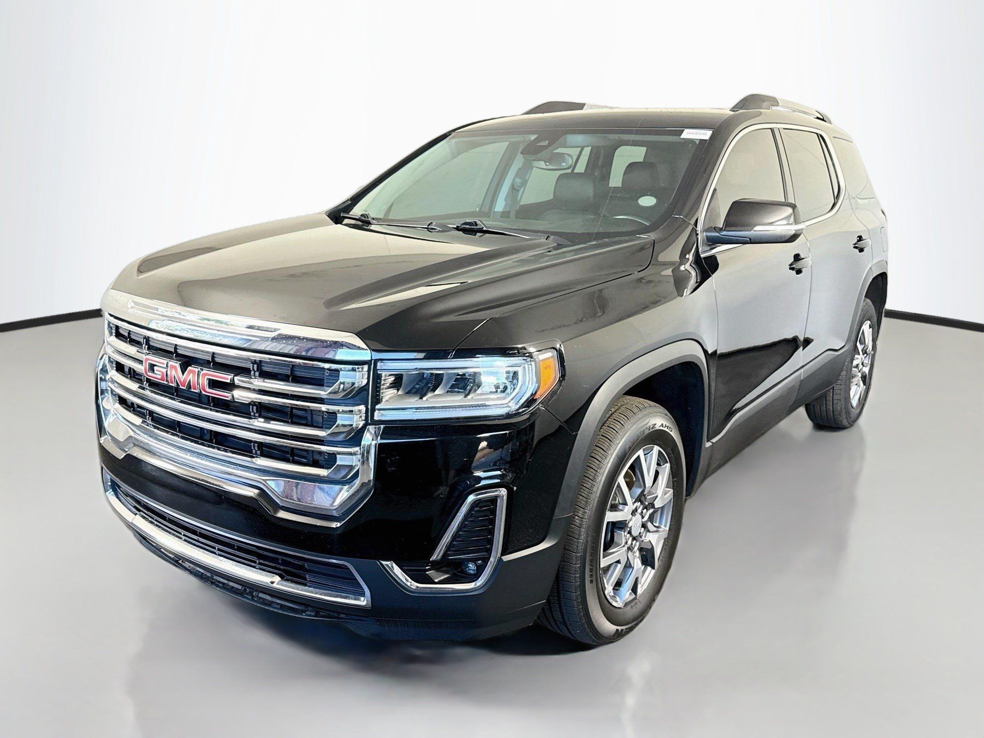 Used 2023 GMC Acadia SLT FWD image 4