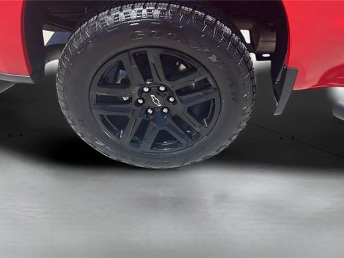 Used 2025 Chevrolet Silverado 1500 Custom w/ Turbomax Blackout Package AWD/4WD image 19