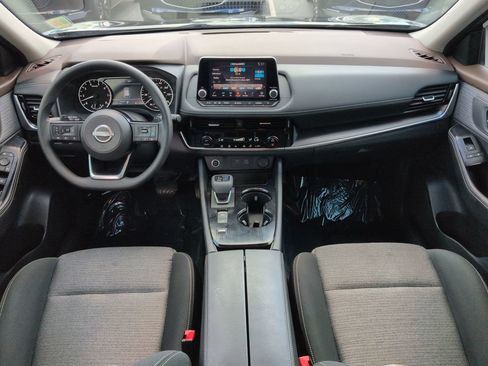 Used 2022 Nissan Rogue SV FWD image 15