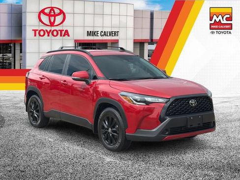 Used 2024 Toyota Corolla Cross LE FWD image 7
