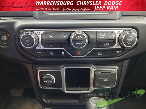 Used 2023 Jeep Wrangler Sport AWD/4WD image 24